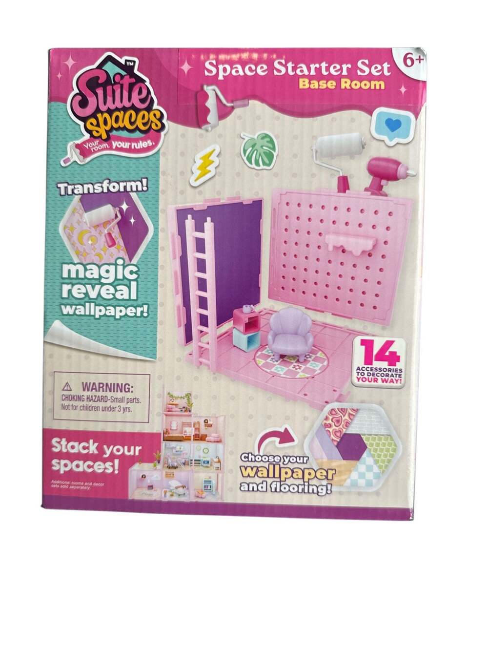 Suite Spaces Space Starter Set Base Room with 14 Accessories